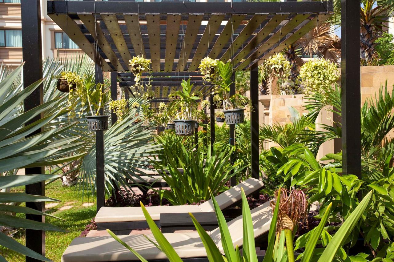 Hotel Angkor Miracle Reflection Club Siem Reap Exterior foto